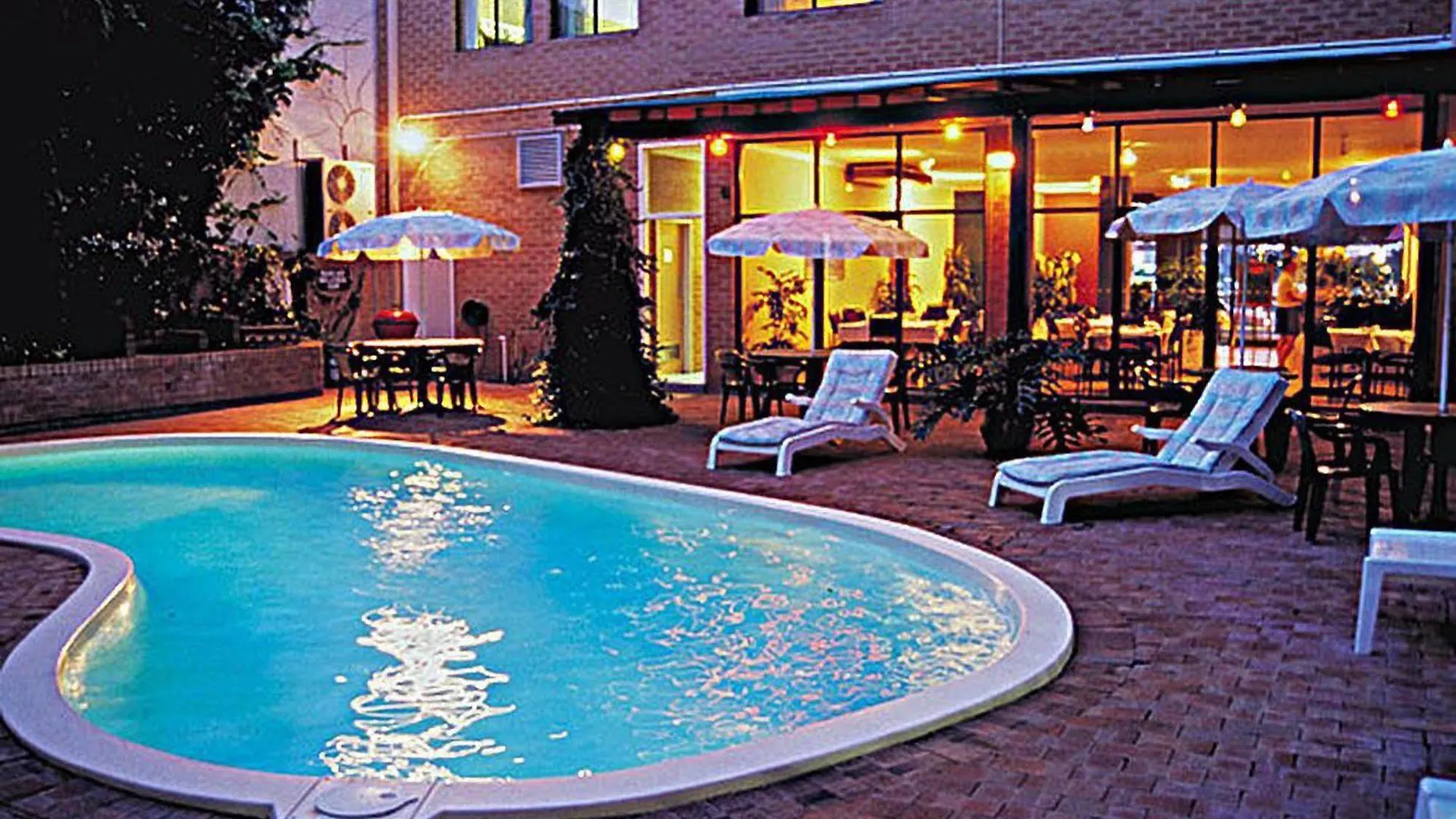 Perth Central City Stay Apartment Hotel 3*,