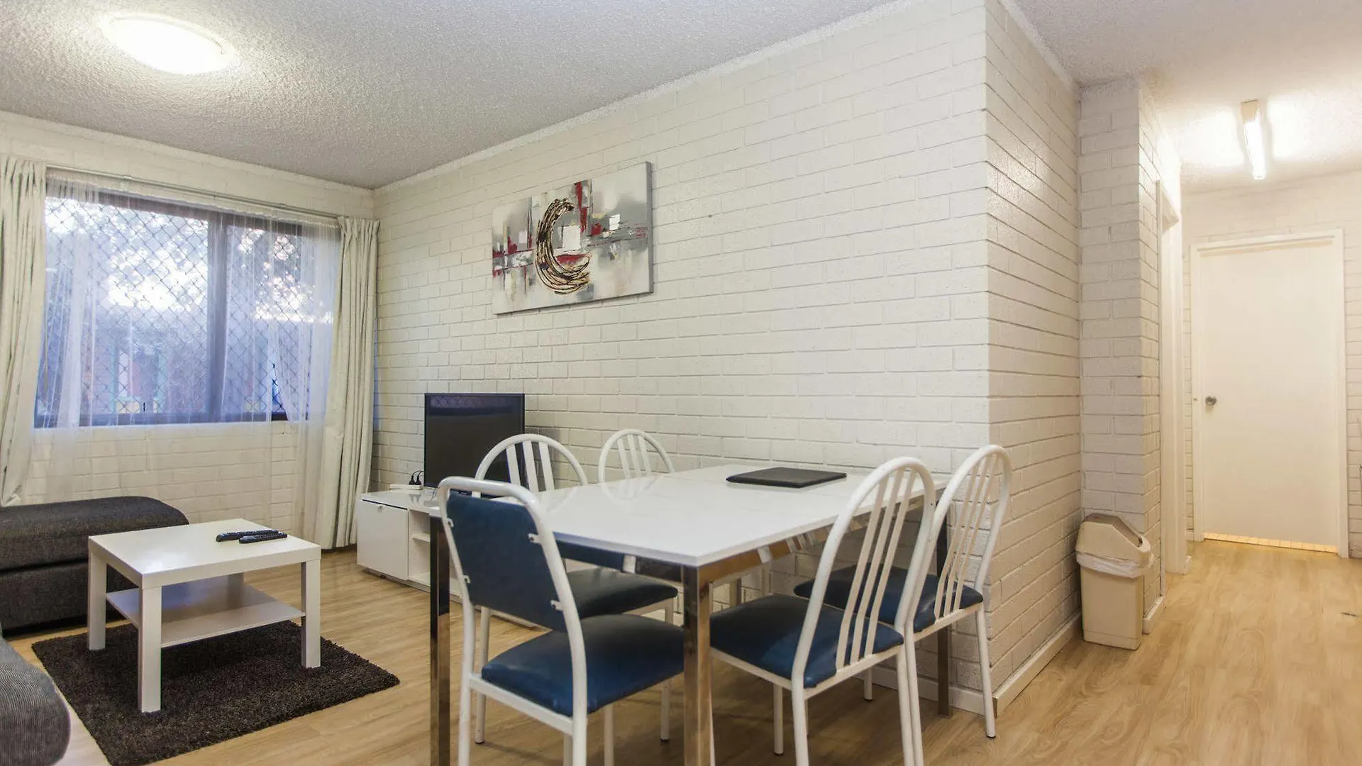 Perth Central City Stay Apartment Hotel
