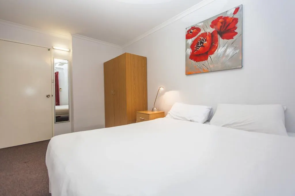 Perth Central City Stay Apartment Hotel 3*,  Australia
